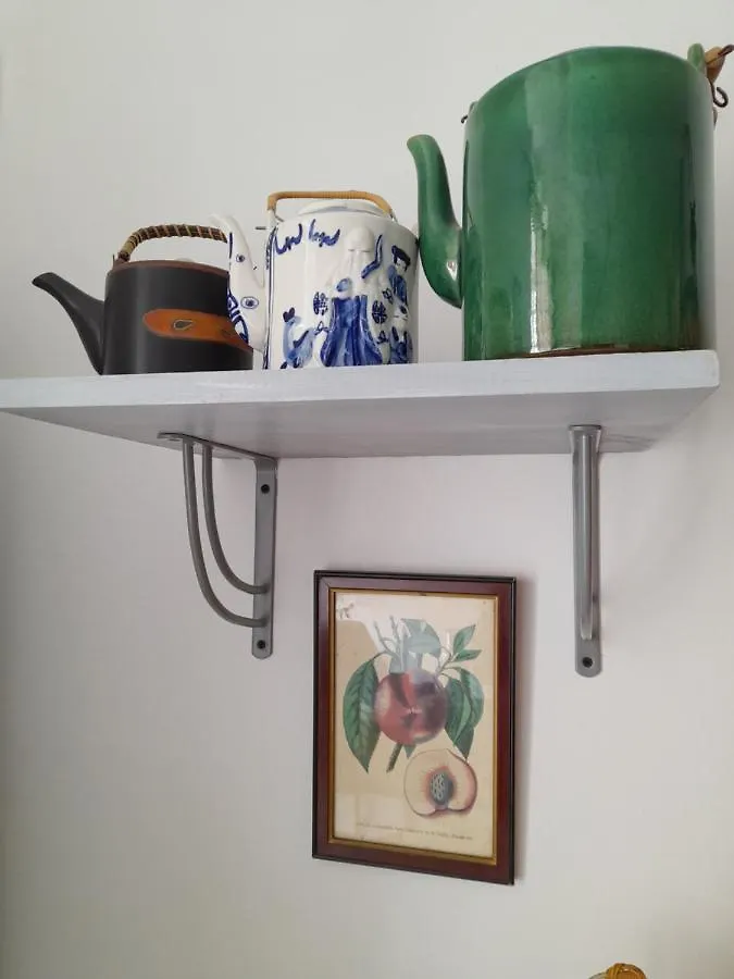 Couette-café La chambre de Garance et ses couleurs d'art Saint-Pol-de-Léon